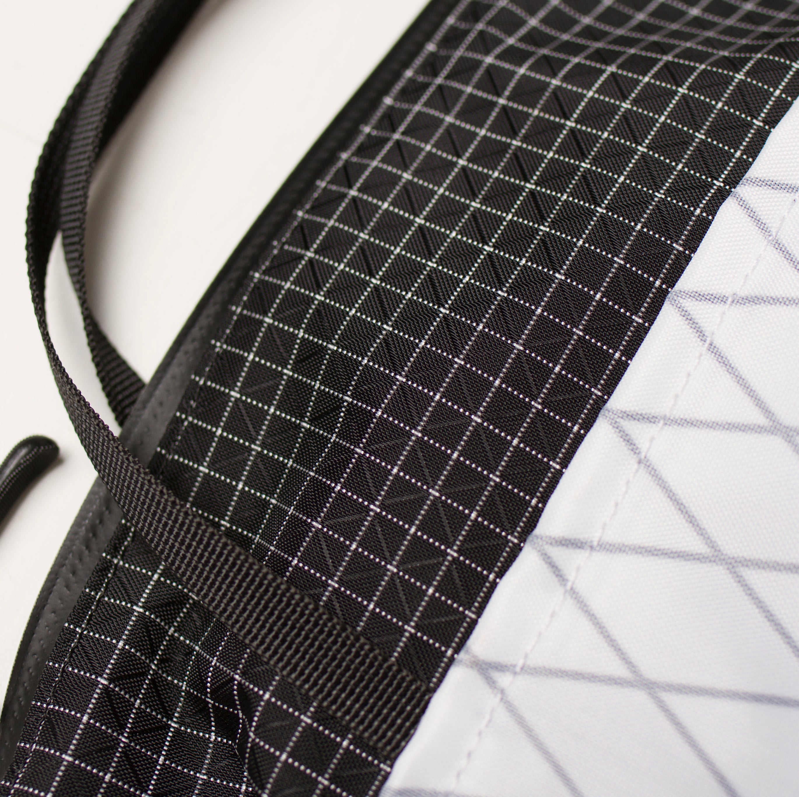 GRID PANEL 2WAY CART BAG