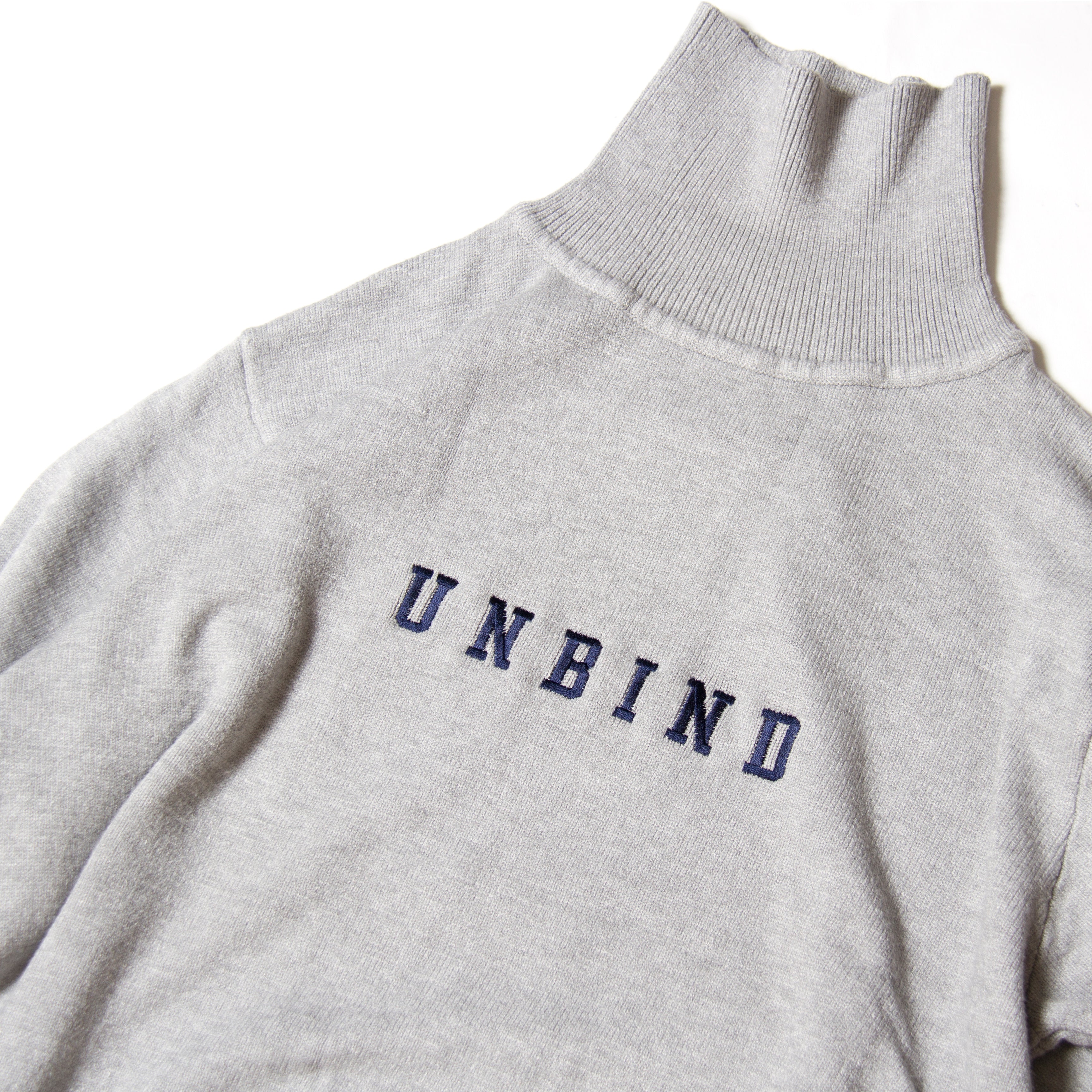 TURTLE NECK KNIT